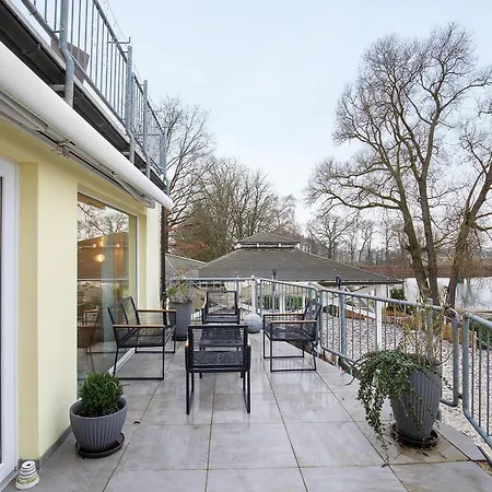 Seeblick Penzion 3*