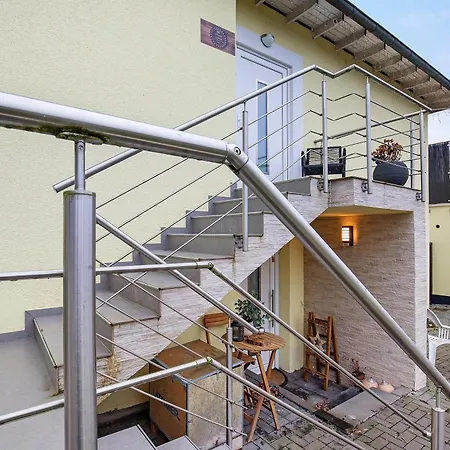 Seeblick Penzion 3*